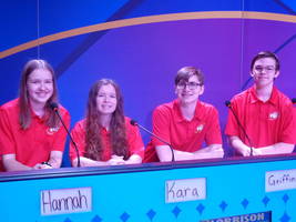Scholastic Bowl finishes season with 29-18 overall record