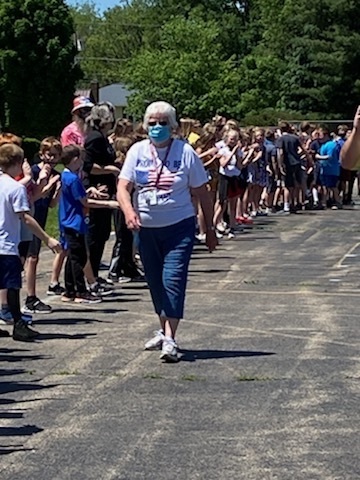Betty making her parade stroll.